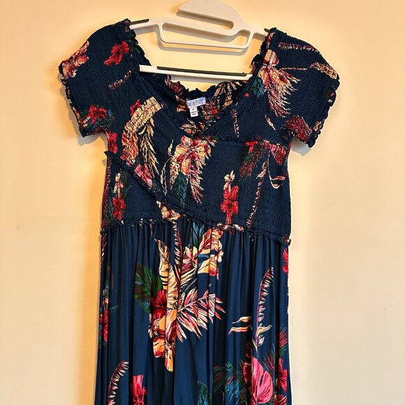 Lightweight Elastic Long Flowy Floral Print Maxi Dress - Picture 5 of 10
